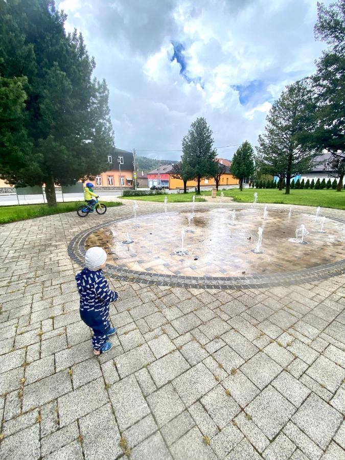 Drevenica Emilka, 5 Min Restauracia, Z Terasy Vyhlad Na Kralovu Holu A Polomske Ocko, Gril, Ohnisko, Kotlik Villa เบรซโน ภายนอก รูปภาพ